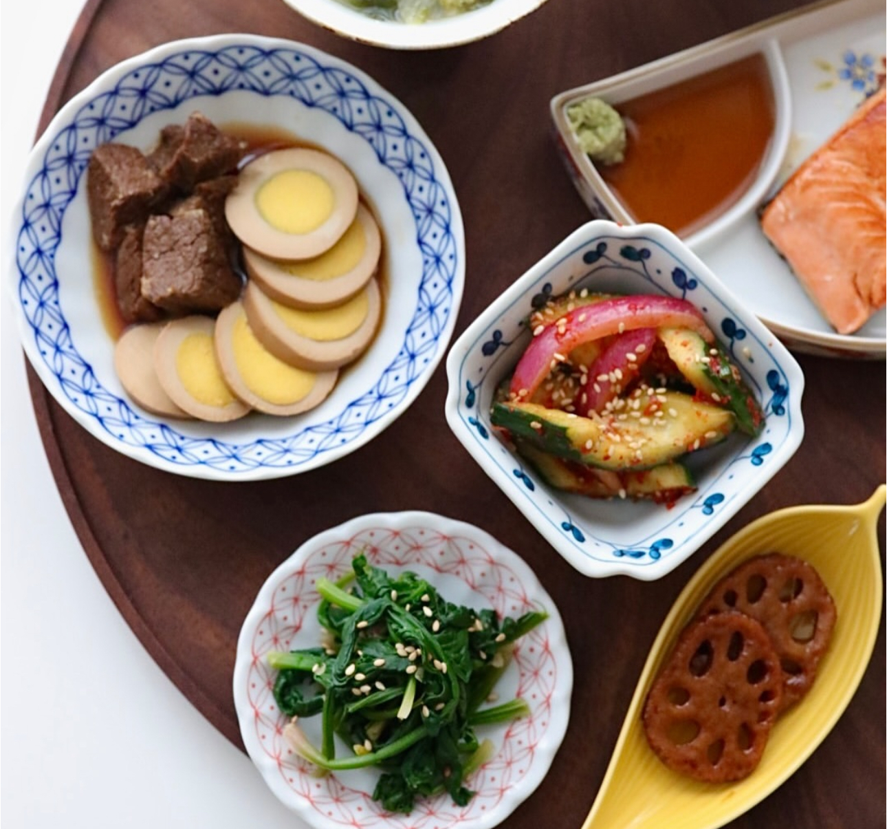 신선한 재료로 준비한 산후 회복 식사